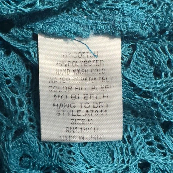 NWOT Umgee Blue Crochet Lace Tunic Top Women's Size Medium - Picture 6 of 6